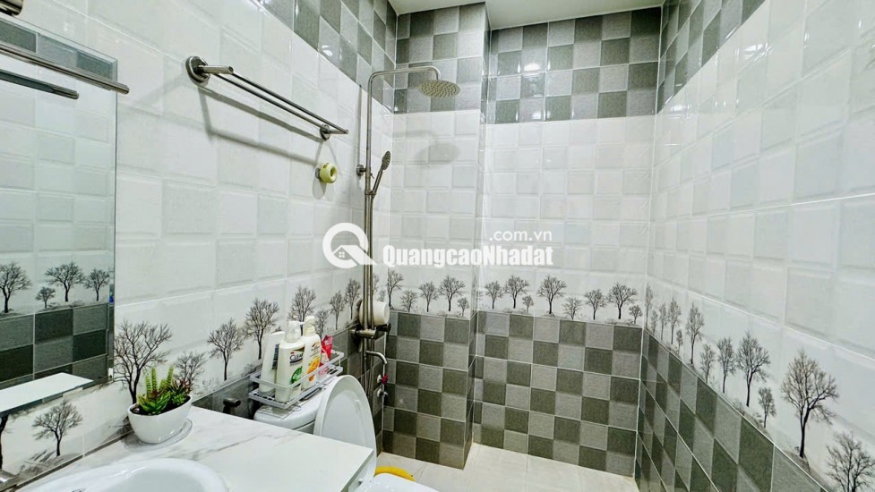 NHÀ ĐẸP Ở NGAY – PHỐ HẺM 5M – CÁCH QUỐC LỘ 13 CHỈ 10M – PHƯỜNG 26, BÌNH THẠNH